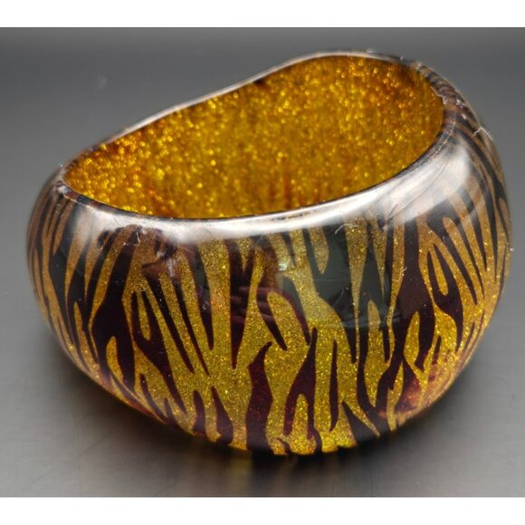Glittery Yellow Black Tiger Print Asymmetric Lucite Bangle - Picture 1 of 11